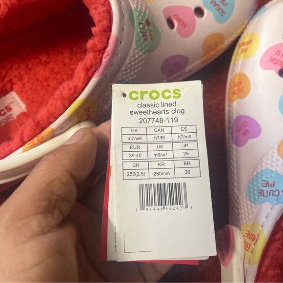 Classic Lined Sweethearts Clog - Picture 12 of 14